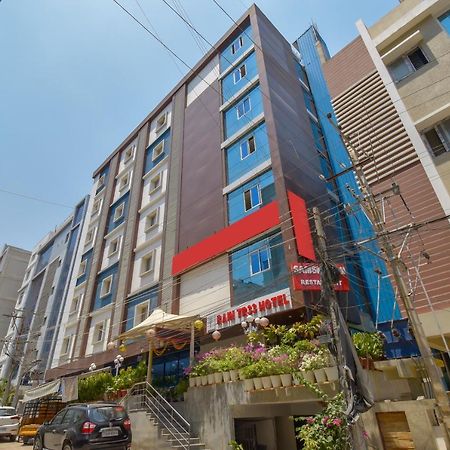 Hotel Raintr33 حيدر أباد المظهر الخارجي الصورة