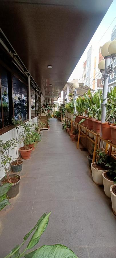 Hotel Raintr33 حيدر أباد المظهر الخارجي الصورة