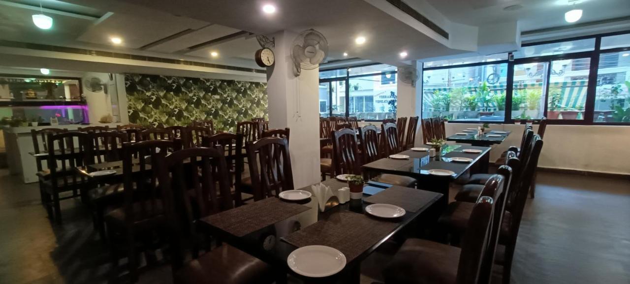 Hotel Raintr33 حيدر أباد المظهر الخارجي الصورة